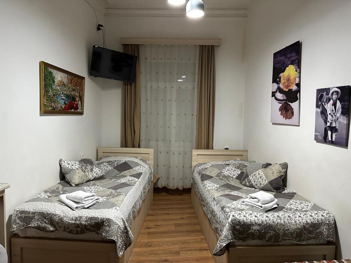 Leselidze Guest House 第比利斯 外观 照片
